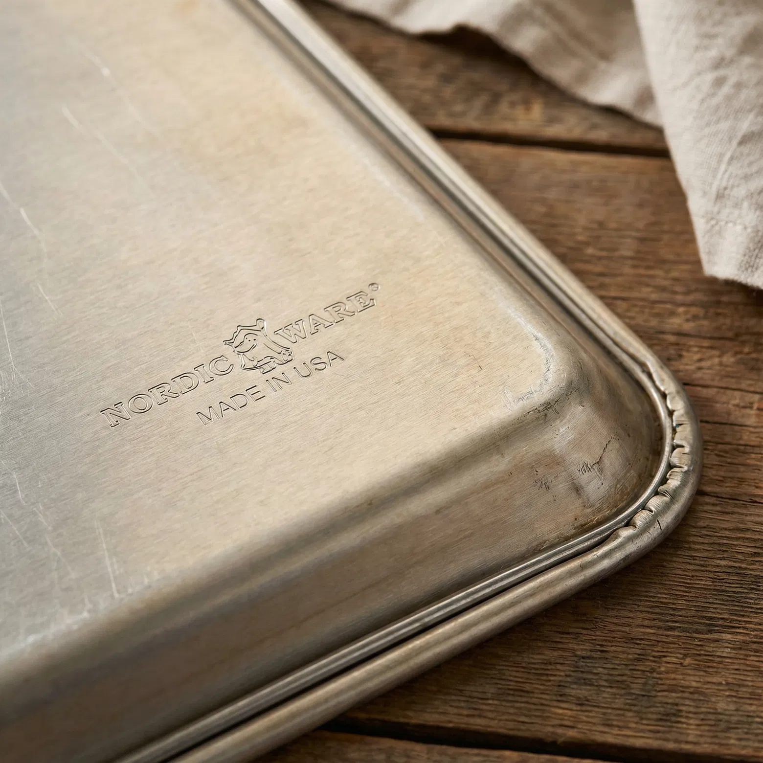 Nordic Ware Natural Aluminum Commercial Baker's Half Sheet 2