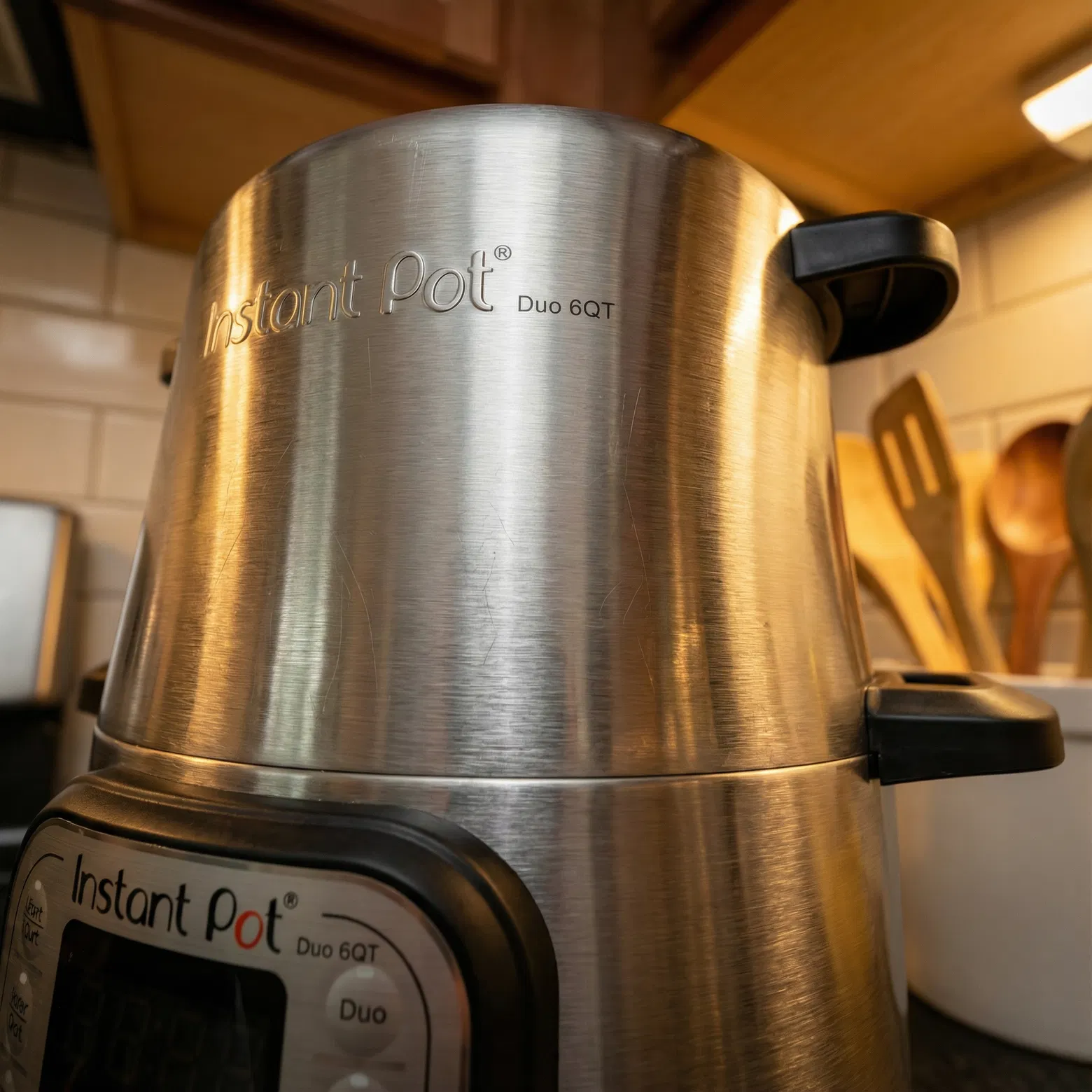 Instant Pot Duo 7-in-1 Electric Pressure Cooker, 6 Quart 2